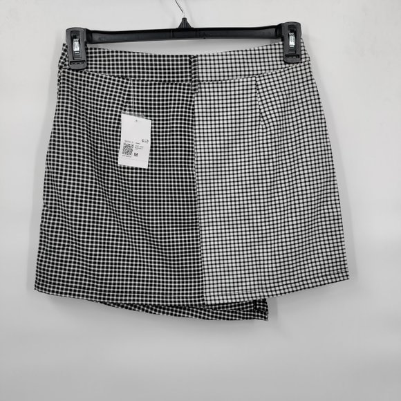 Forever 21 Colorblock Plaid Mini Skirt Black/Multi, Medium - Picture 3 of 8